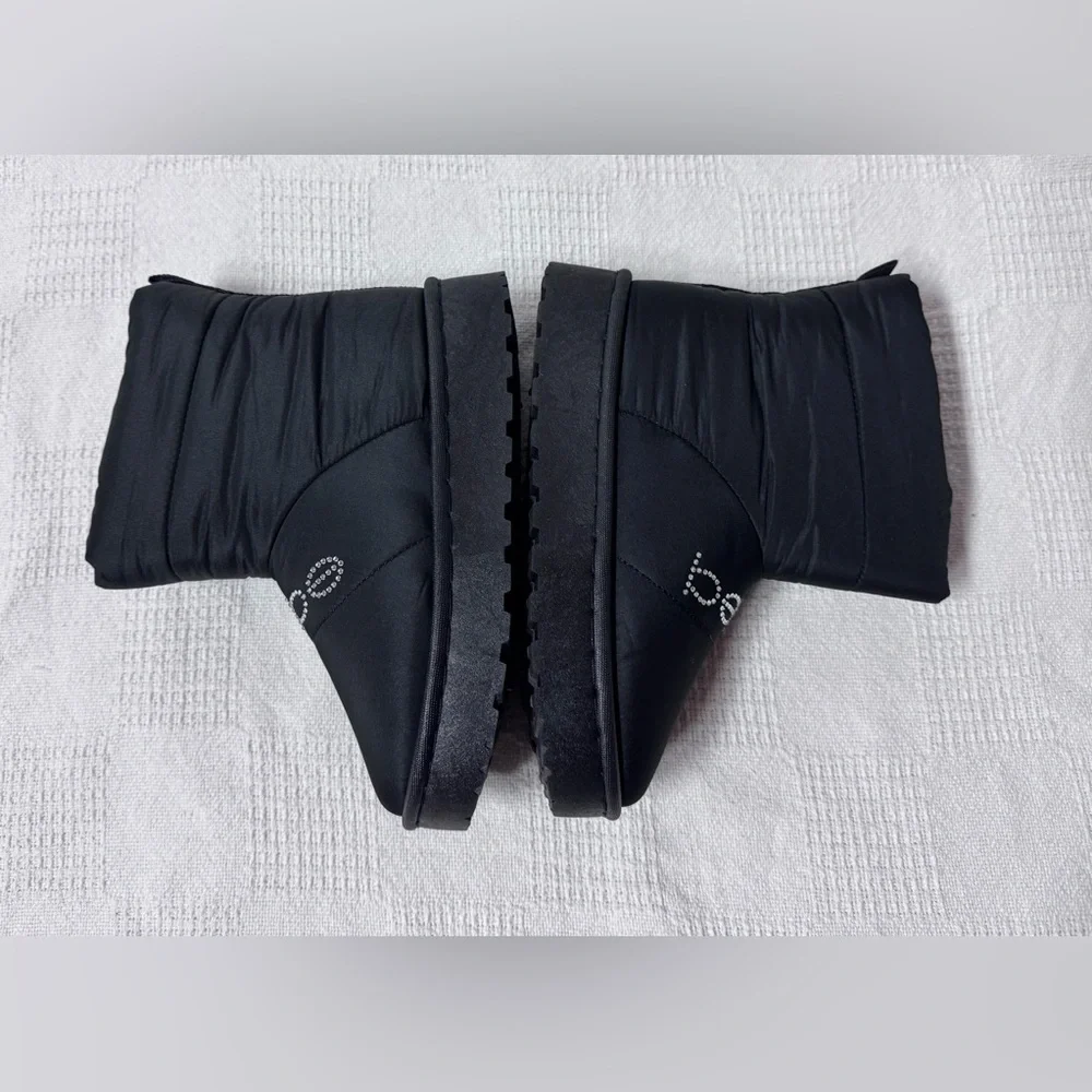 bebe Girls Black Puffer Winter Boots with Crystal Logo Sizes 1-2-3